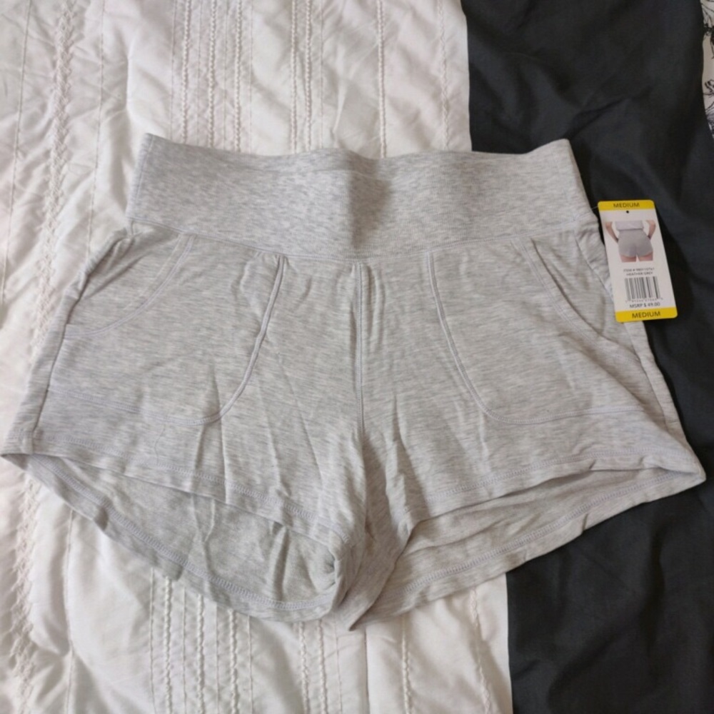 Active Life Shorts medium NWT
